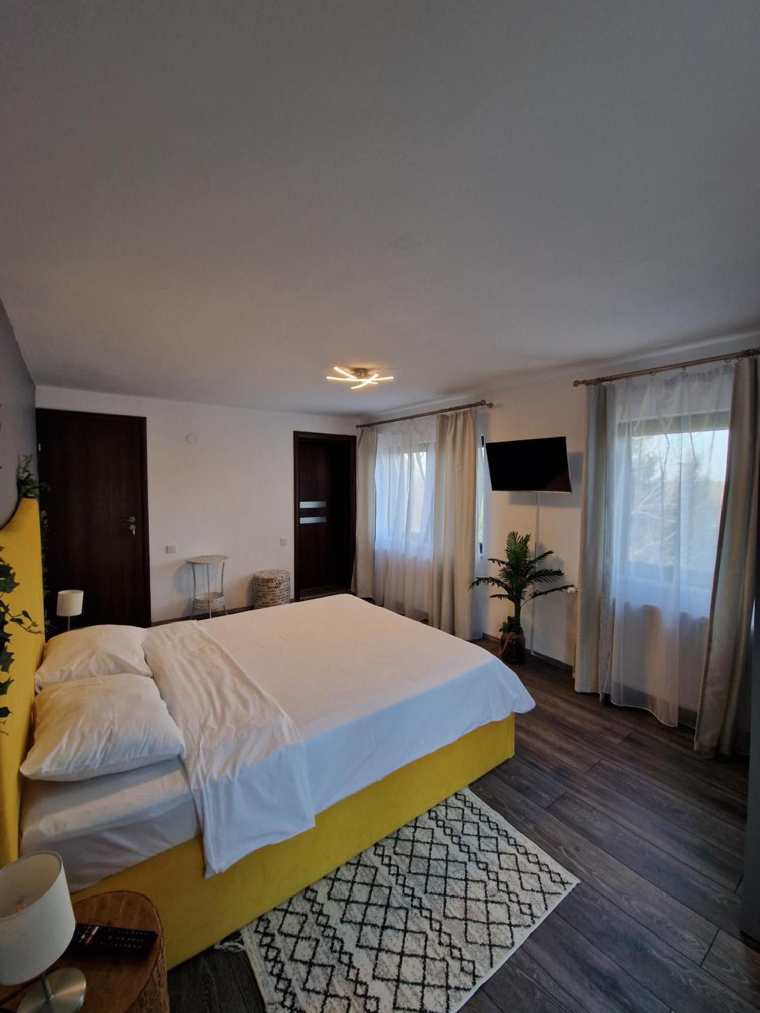 Hotel Cabana Din Padure à Porumbacu de Sus Extérieur photo